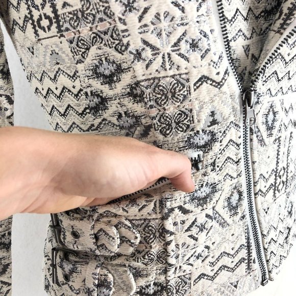 Capulet NWT Women's Size Small** White Grey Silver Metallic Print Moto Jacket - Picture 14 of 14